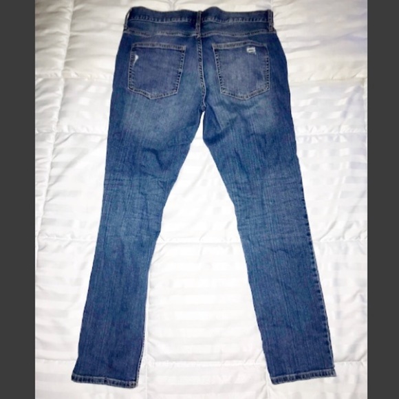 Banana Republic Boyfriend Jeans - Picture 2 of 3